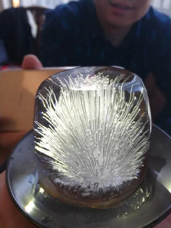 善在量子活化水结出“最美冰花”