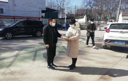 公益人士吴怀奇为抗疫再献爱心